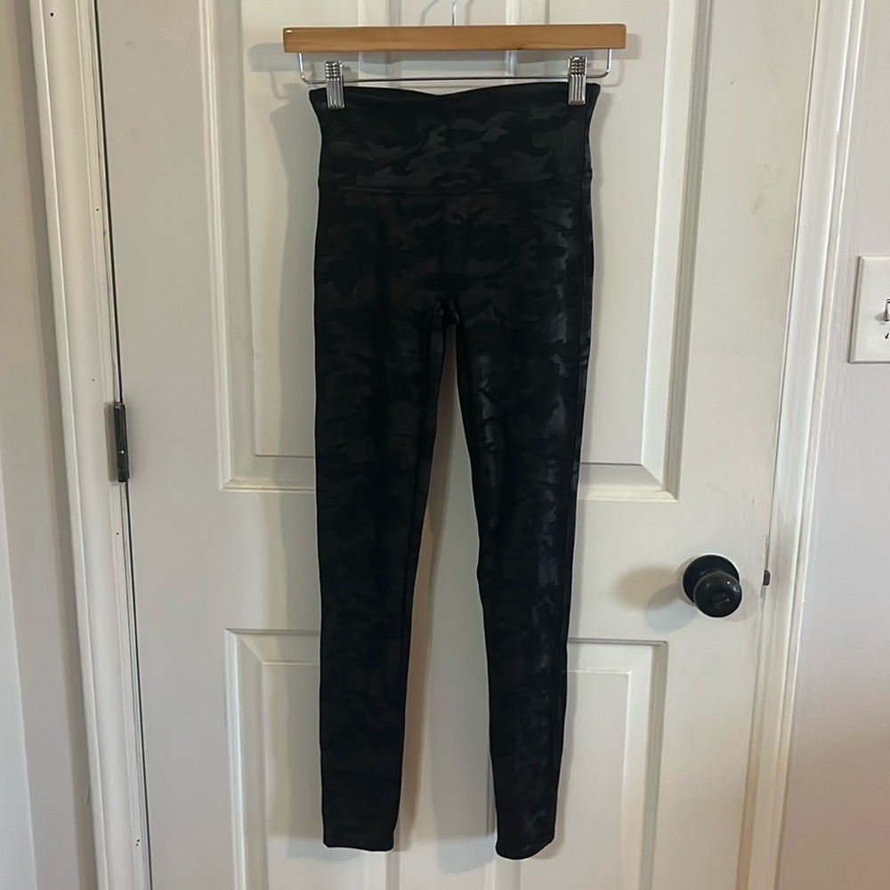 SPANX Black Camouflage Leggings